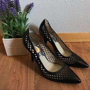 MICHAEL KORS Black pointy toe heels